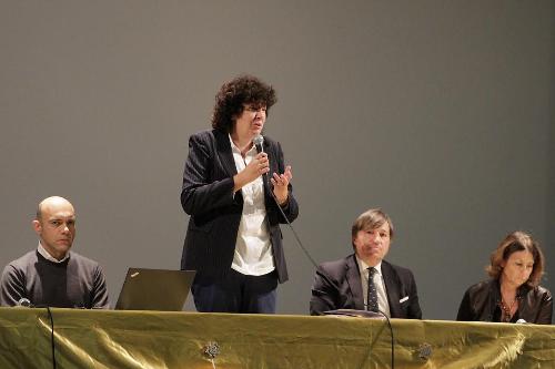 Loredana Panariti (Assessore regionale Lavoro, Formazione, Istruzione, Pari Opportunità, Politiche giovanili, Ricerca e Università) interviene al seminario di presentazione di un corso finalizzato all'assunzione di 20 macchinisti - Trieste 17/10/2017